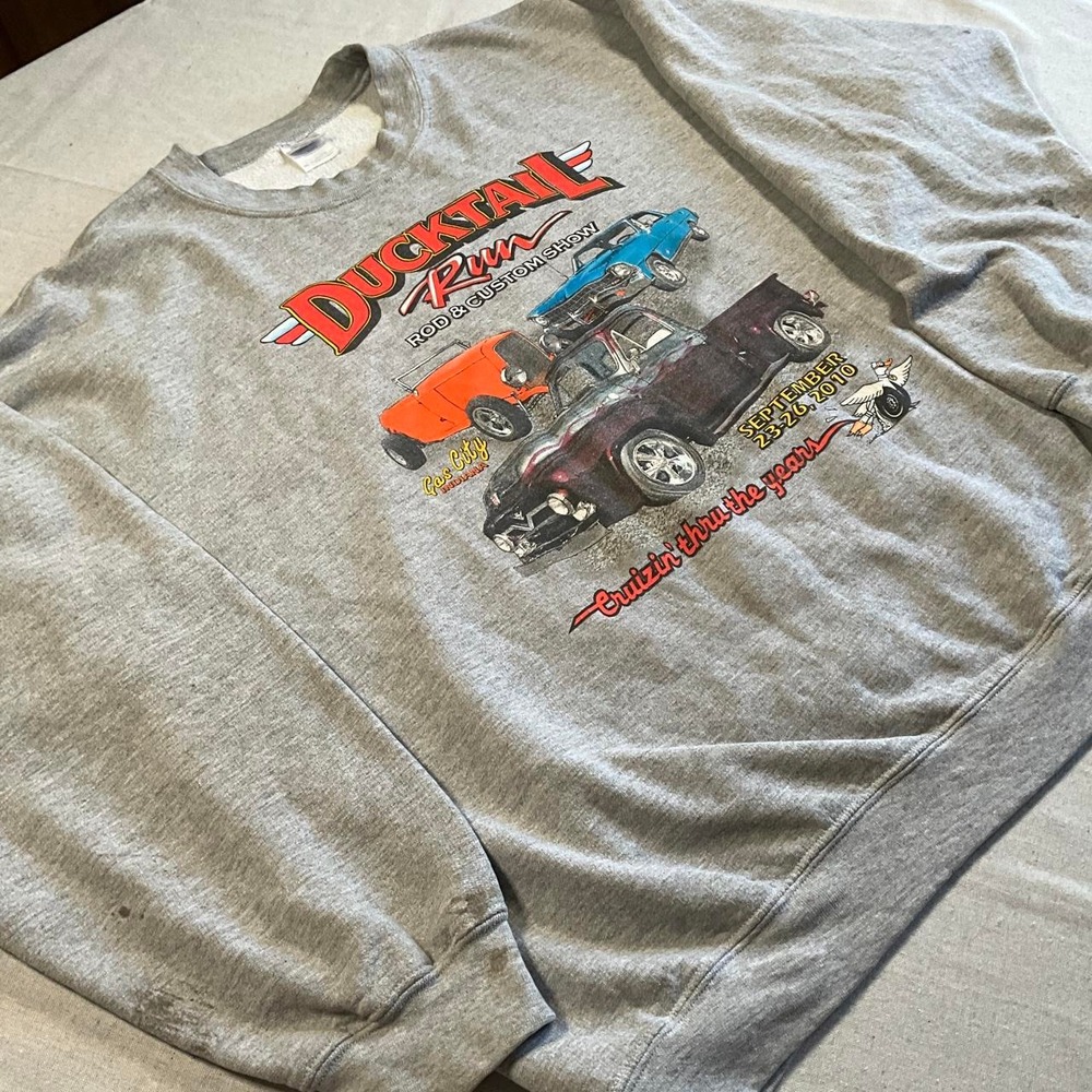 Y2K Gildan Ducktail Run Gray Distressed Motorsports Graphic Sweatshirt (3XL)